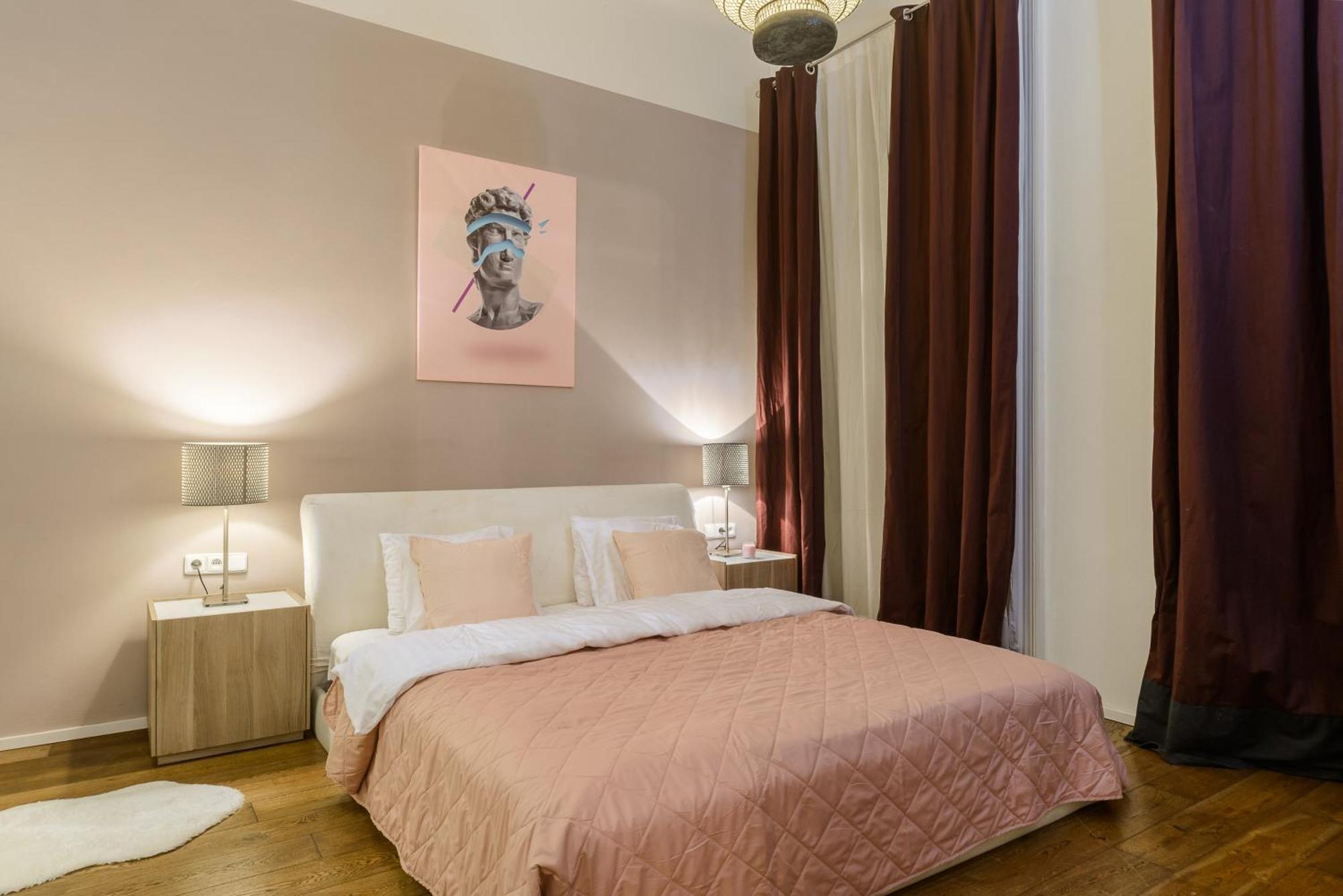 Premium Apart With A Balcony Pragueアパートメント エクステリア 写真