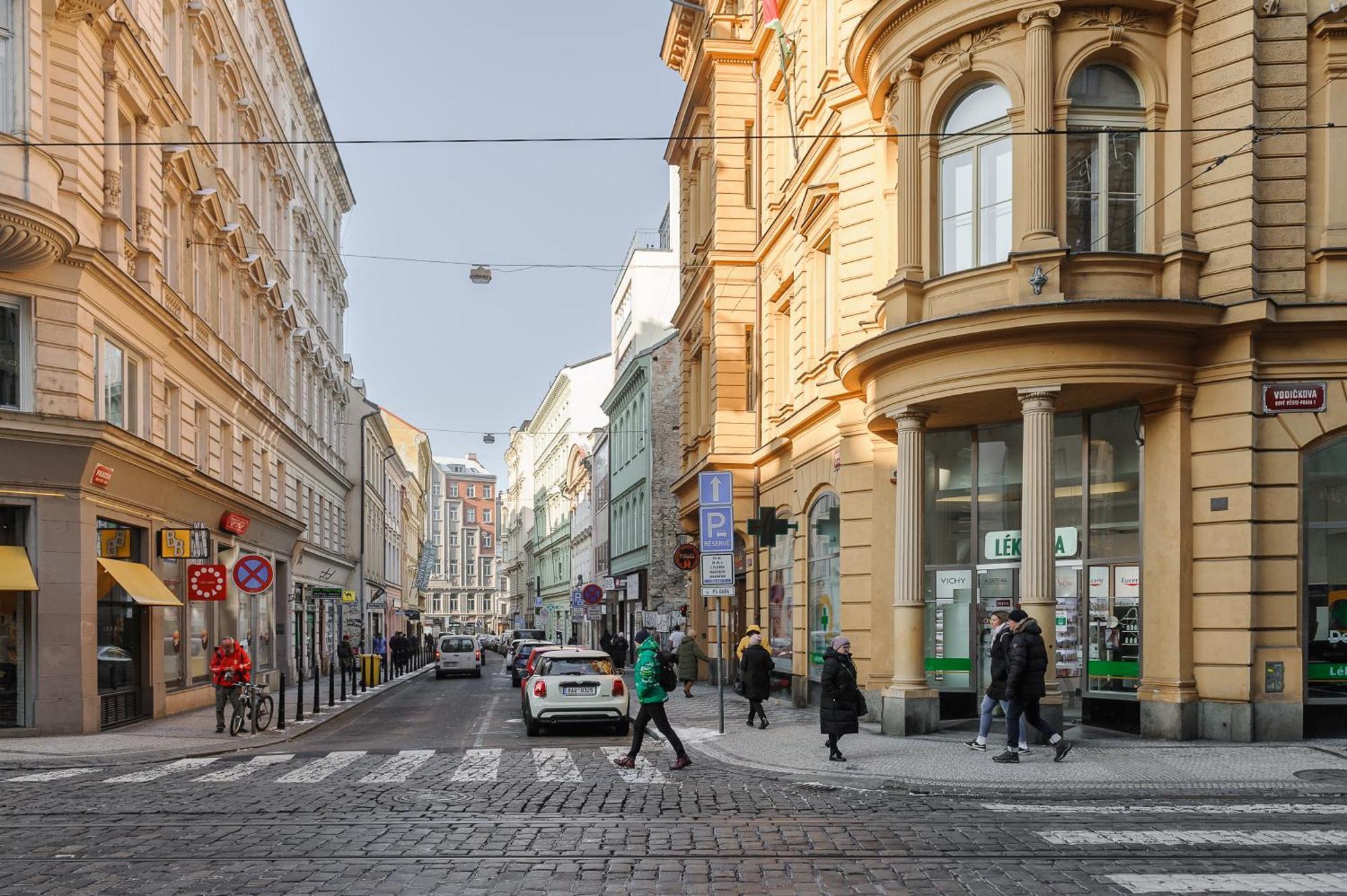 Premium Apart With A Balcony Pragueアパートメント エクステリア 写真