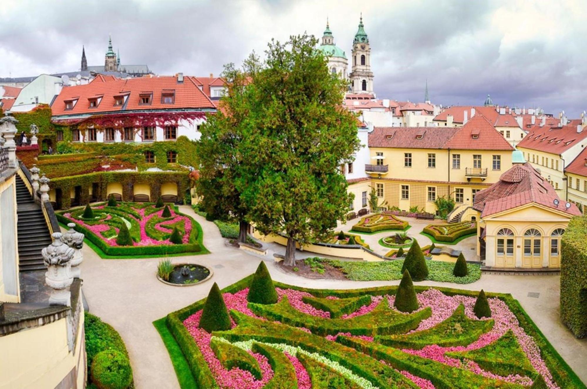 Premium Apart With A Balcony Pragueアパートメント エクステリア 写真
